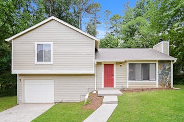 3865 Scarsborough Dr Lawrenceville, GA 30044